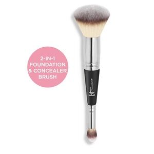 IT Cosmetics 2-in-1 Foundation & Concealer Brush